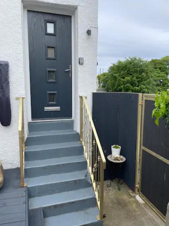 The Holiday Hoose Kinghorn Exterior photo