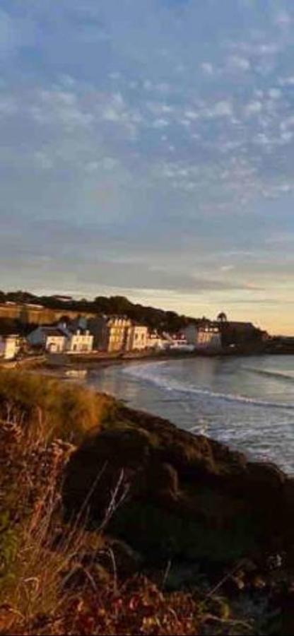 The Holiday Hoose Kinghorn Exterior photo